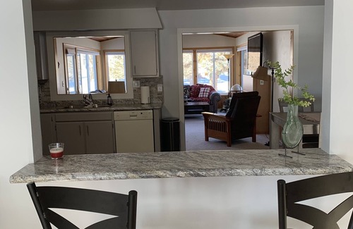 Oshkosh House | Experience Oshkosh charm near EAA Aviation Museum