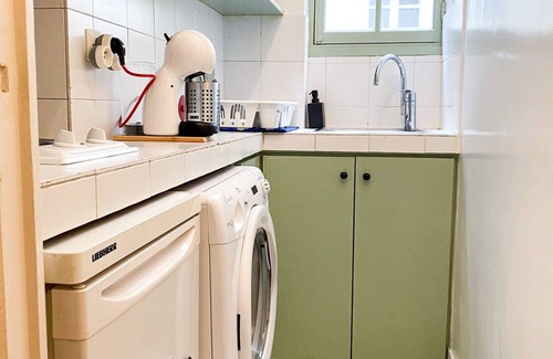 7th Arrondissement Apartment | Experience Paris next to the Eiffel Tower
