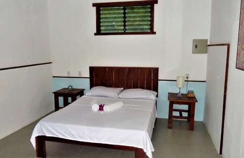 Yumbing House | Experience sea & mountain views. Including view of White Island.