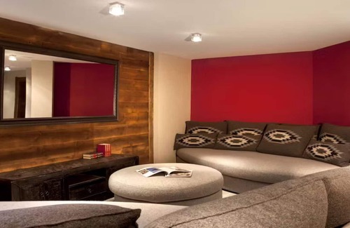 Le Lavancher Ski Chalet | Experience Sheer Luxury IN Chamonix With AN Octagonal Pool
