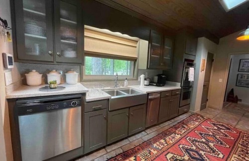 Jasper House | Experience Smith Lake near Jasper. No steps to water! 4br/3ba