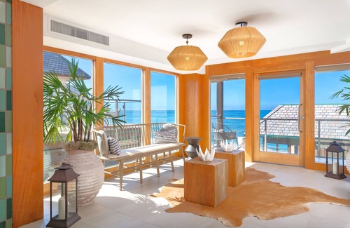 Carlsbad Village Hotel | Experience Soothing Moments & Luxury! Outdoor Pool, Beachfront Property