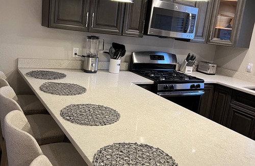 St. Petersburg - Clearwater Apartment | Experience the Best of Downtown St. Pete!