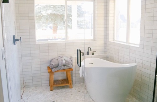 Midway Hotel | Experience the Best Relaxation: Cozy Haven w/& Resort & breathtaking outdoors!