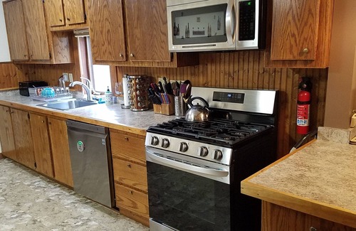 Lanesville House | Experience the Catskills - Explore, Entertain and Relax at our Chalet.