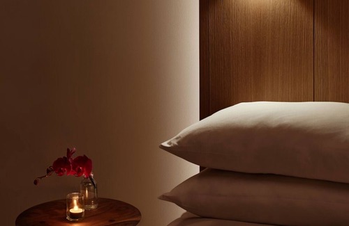 Bowery Hotel | Experience the Heart of New York in This Cozy and Stylish Loft with Views