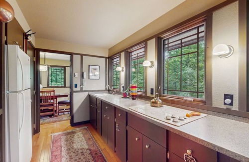 Bittinger House | EXPERIENCE THE MAGIC OF FRANK LLOYD WRIGHT AT FLEUR DE MONTAGNA