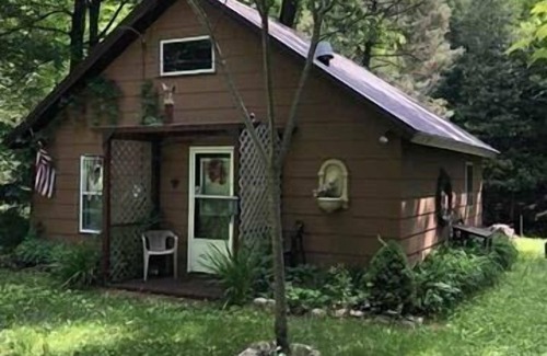 Delta County House | Experience the Outdoors. Time to unplug in the Heart of the U.P.