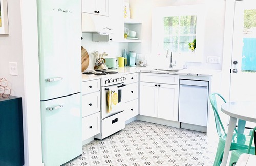 Jamestown Shores House | Experience the Sea Lemon!