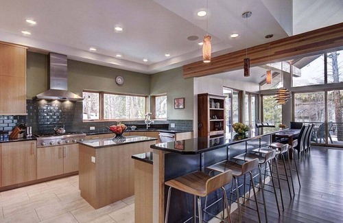 Warrior's Mark West House | Experience the stunning Breckenridge Cloud Cabin, a spacious 4-bedroom retreat with ski area views!