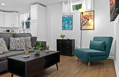 Phoenix Hill Apartment | Experience the Unique Re-Nu Shipping Container #3