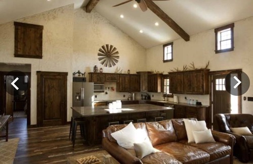 Guthrie Cabin | Experience the West Texas Rockies