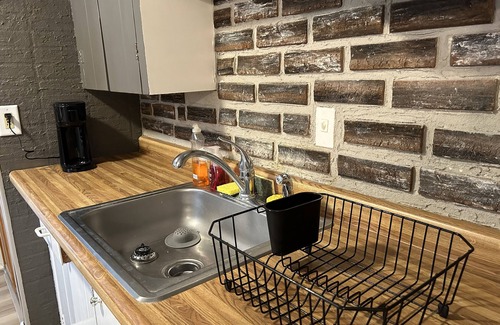 Woodbury County House | Experience this Tranquility! Close to all local favorites!