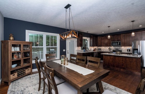 Massanutten House | Experience Tranquil Luxury in Our Brand-New, Spacious Retreat