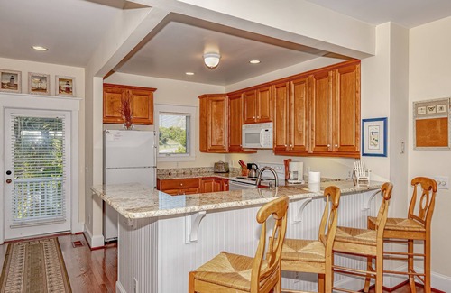 Flora's Bluff House | Experience unforgettable coastal views at Killegray Ridge, Bald Head Island