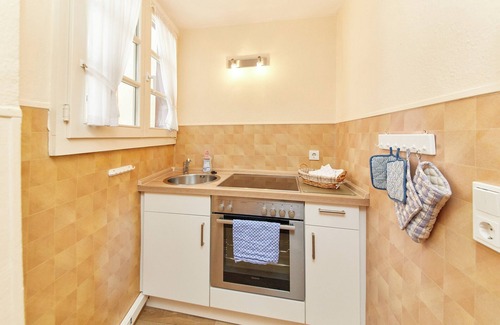 Bernkastel House | "Experience unforgettable days in our vacation apartment in the old town in the historic