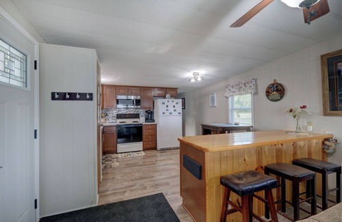 Menominee House | Experience Upper Michigan with a breathtaking view of the Bay .