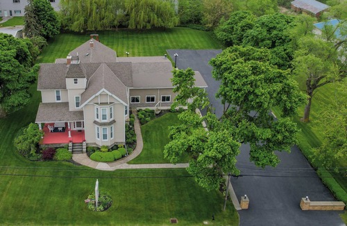 Marblehead Apartment | Experience Birding Season in Marblehead