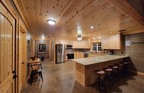 Valley Cabin | Experience Valley living near the Chattahoochee River