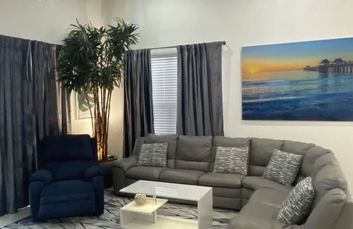 Ave Maria House | Experience your Dream Vacation Home