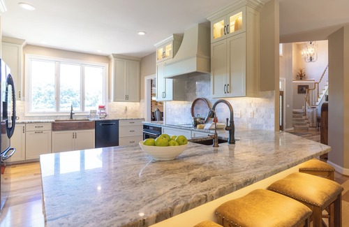 Powhatan House | EXPERIENCES, connection, nature & luxury await you on 50 acres!