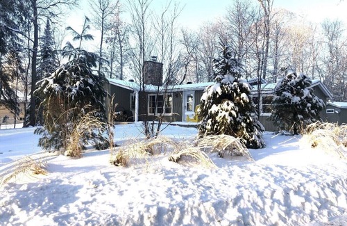 Lake of Bays Cottage | Experiencing Muskoka @PennLake