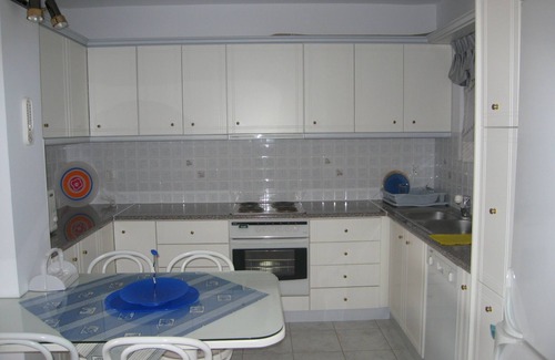 Porto Rafti Apartment | Explore Athens and Beyond