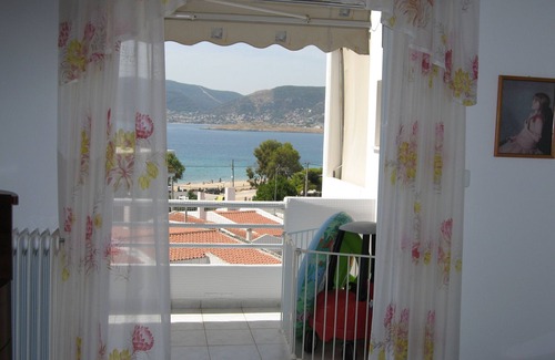 Porto Rafti Apartment | Explore Athens and Beyond