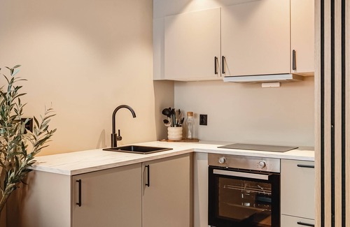 Engen Apartment | Explore Bergen | 24/7 Self check-in | 500m Torget