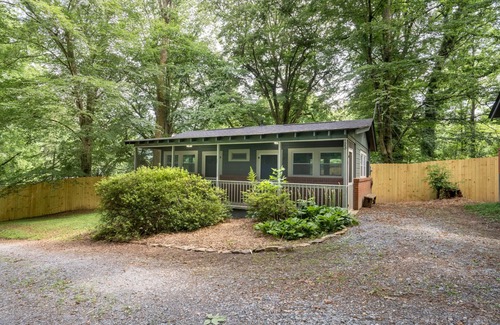 Pisgah Forest Cabin | Explore & Bike from Upscale Cabin near Brevard