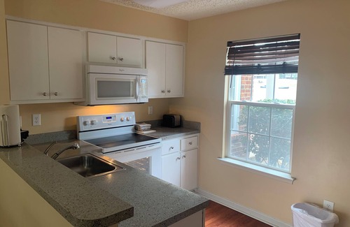 Berkeley House | Explore Busch Gardens w/animals and rides! Stay at a nearby 2BDR townhome soon