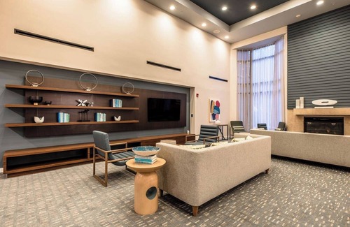 Richardson Hotel | Explore Culture! Pool, Pets Allowed, Minutes to Heights Family Aquatic Center