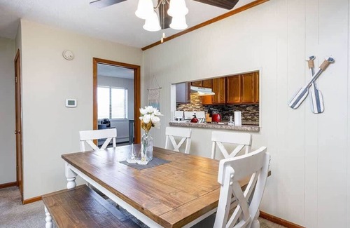 Rockford Apartment | Explore Downtown Rockford! Charming Condo Retreat