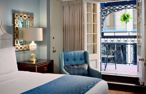 French Quarter Hotel | Explore Historic Neighborhood in French Quarter! Pets Allowed, Outdoor Pool!