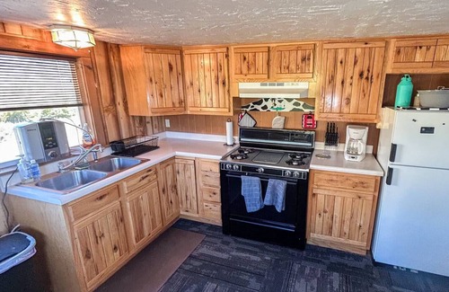 Collbran Cabin | Explore Hunting Cabins in Collbran Colorado - Mountain Made