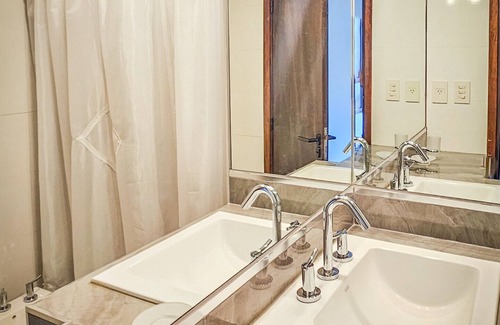 San Salvador de Jujuy Apartment | Explore Jujuy from our modern apartment: ideal location.