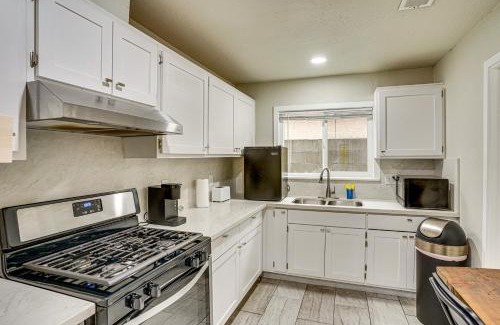 Compton Apartment | Explore LA and Long Beach Compton Condo with Patio