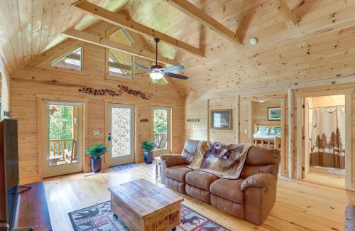 Frank House | Explore Linville Falls Cabin with Game Room and Deck!