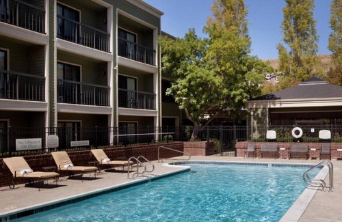 Larkspur House | Explore Marin County and Embrace The Beauty of Larkspur, CA