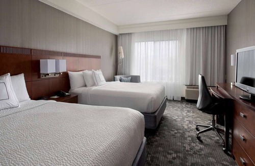 Milford Hotel | Explore Milford's Charm, Indoor Pool, Pet-Friendly Unit near Fairbanks Land!