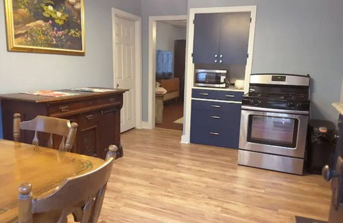 Brighton Heights House | Explore Pittsburgh from a Modern, Hip Bungalow