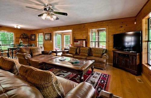Mt. Sherman Cabin | Explore, Play, Relax In This Charming Cabin Nestled Away On Steel Creek