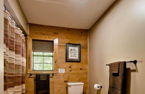 Mt. Sherman Cabin | Explore, Play, Relax In This Charming Cabin Nestled Away On Steel Creek
