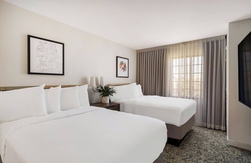 Sorrento Valley Hotel | Explore San Diego's Wonders! Full Kitchen, Free Breakfast, Pool, Pet-friendly!