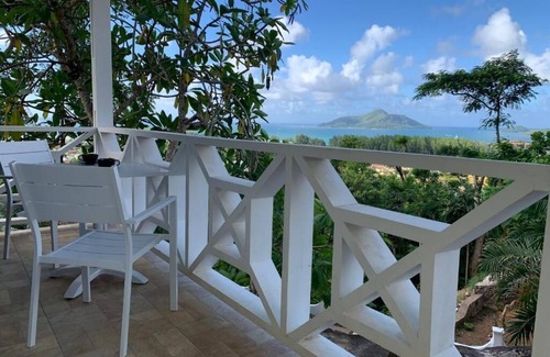 Zig Zag Ward Ski Chalet | Explore Sesel from Naturalis: newly built, best ocean views, pool, lush gardens.