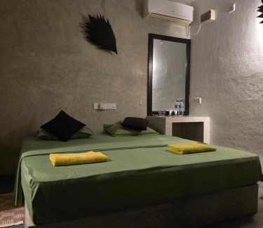 Kotapola Hotel | Explore Sinharaja Rain Forest Tour Camp