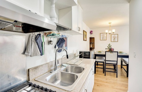 Westminster Apartment | Explore SoCal! Cozy Retreat Near Disney & Beaches
