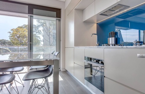 Cremorne Apartment | Explore Sydney from Stylish North Shore Apartment