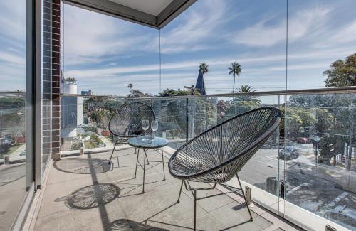 Cremorne Apartment | Explore Sydney from Stylish North Shore Apartment