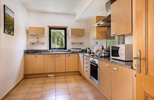 Praia da Luz Hotel | Explore the Atlantic Coastline! Full Kitchen, Swimming Pools, Beach Access!